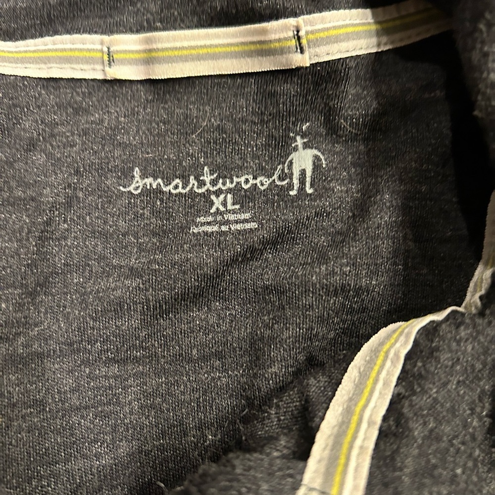 Smartwool Men's charcoal Quarter-Zip Long Sleeve Pullover XL - Picture 3 of 6